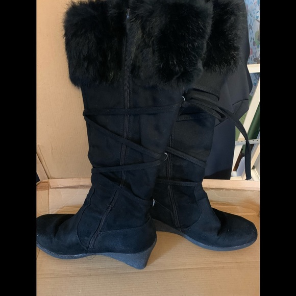 Kikapoo Boots - Picture 2 of 4
